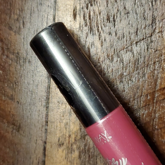 Very Rare - Broadway Colors Buttery MATTE Lip Cream 04 - Hello Sunshine - Picture 5 of 11